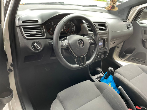 Volkswagen Fox 1.6 Run Total Flex 5p