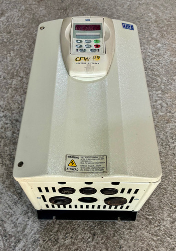 Inversor De Frequência Weg Cfw09 15cv 45a 220v (Usado)
