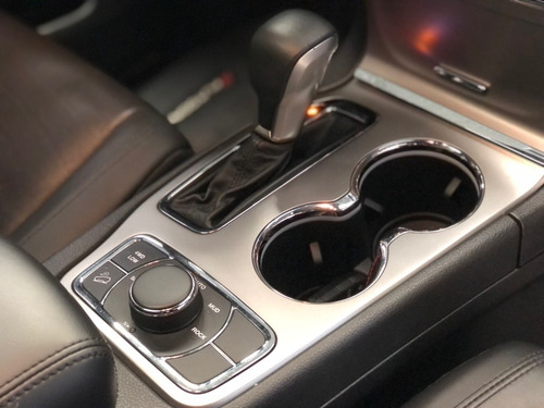Imagen 11 de 15 de Jeep Grand Cherokee Limited 2018 Autodrive