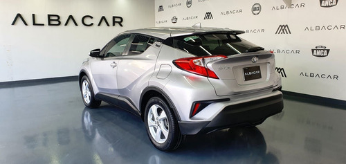 Imagen 6 de 15 de Toyota C-hr 2019 2.0 Base Cvt