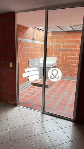 Casa En Venta De Tres Niveles En Itagüí