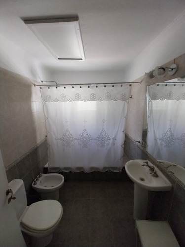 Casa Quinta En Zona De Regimiento, Urquiza Al Oeste, Gualeguaychú.