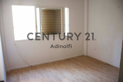 Imagen 2 de 9 de Diagonal 79 E/ 61 Y 115 - Departamento En Venta De 1 Dormitorio Con Patio