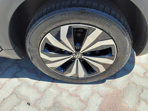 Volkswagen T-Cross 1.4 250 TSI TOTAL FLEX HIGHLINE AUTOMÁTICO