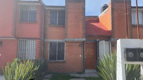 Casa En Venta Por Recuperacion En Real De Morillotla, Puebla. Hmb74