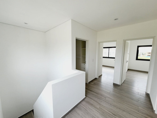Casa 4 Amb Venta Barrio San Pablo Pilar A Estrenar