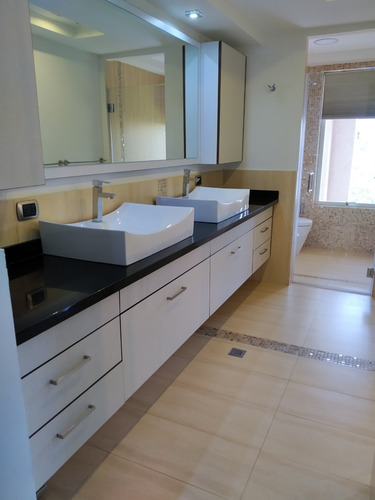 Imagen 7 de 8 de Se Vende Moderna Casa Bote B Alexis Quinan .0416.081.70.64
