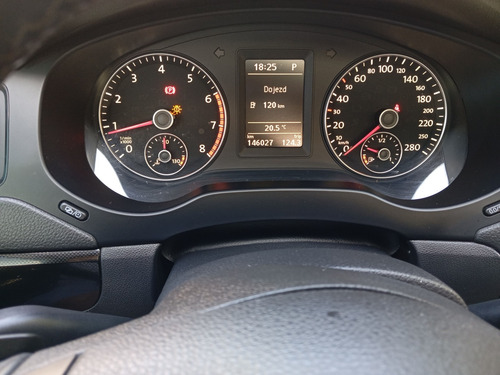 Volkswagen Jetta 2.0 COMFORTLINE 120CV FLEX 4P TIPTRONIC