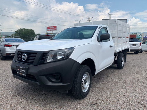 Imagen 2 de 11 de Nissan Np300 Estacas, Tm, Blanco 2020