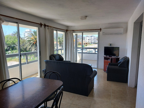 Dueño Alquila Casas Y Apartamentos En Piriápolis En La Rambla Frente Al Mar 5000 Pesos El Fin De Semana Bloque #5