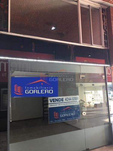 Venta Y Alquiler De Local En Gorlero, Península, Punta Del Este- Ref: 25815
