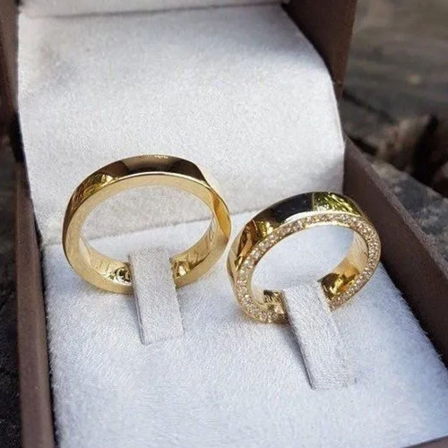 Par Alianças De Ouro 18k Abauladas 40 Diamantes 4mm 18gr