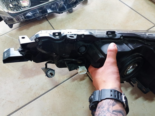 Farol Direito Máscara Negra Com Led Corolla Xei 2018/19 (Recondicionado)