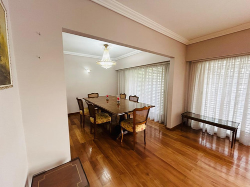 Departamento/ Piso En Venta De 5 Ambientes En Villa Urquiza