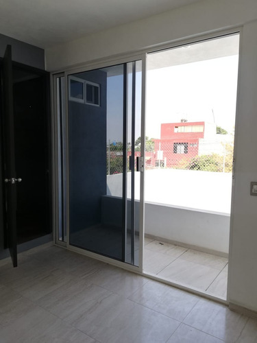 Imagen 12 de 19 de En Venta Linda Casa De 2 Niveles Con Alberca Y Jardin En Colonia Cuautlixco Cerca Del Centro De Cuautla