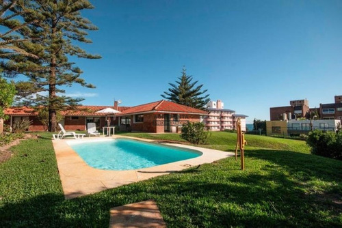 Excelente Casa En Venta Y Alquiler - Playa Mansa- Ref: 5519