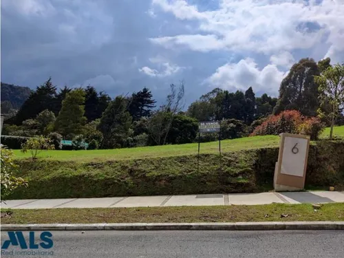 Hermoso Lote En Parcelacion En Alto De Las Palmas(mls#237565)