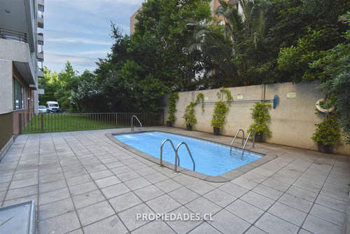 Departamento En Venta De 2 Dorm. En Las Condes