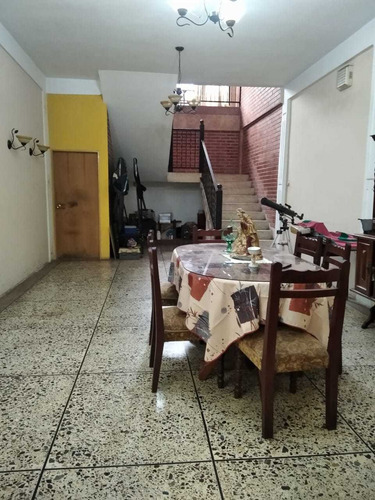 Imagen 6 de 10 de Corinsa Casa En Venta