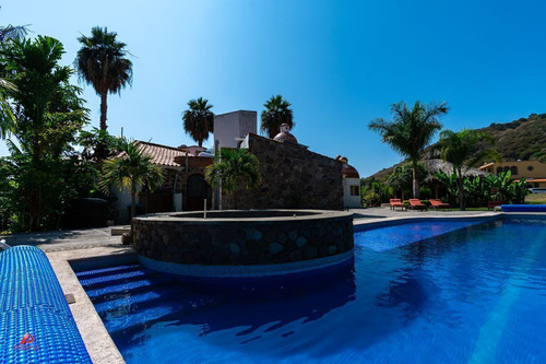 Garden House En Venta En Ajijic, Jalisco.