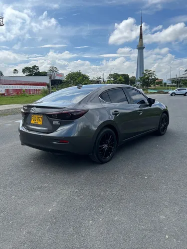 Mazda 3 2.0 Touring At