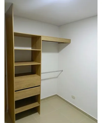 Venta Apartamento 60mts2, En Las Guabinas, Yumbo, 13514-1