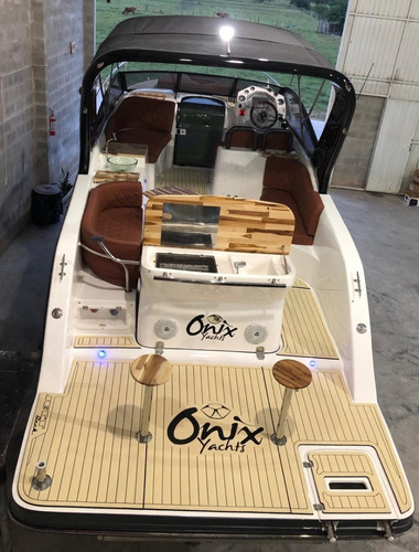 Lancha Ônix 29 - Zero