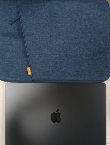 Macbook Air 15 M3 256 Ssd 8gb Ram A3114 (2024) 3 Ciclos Azul Midnight (Usado)