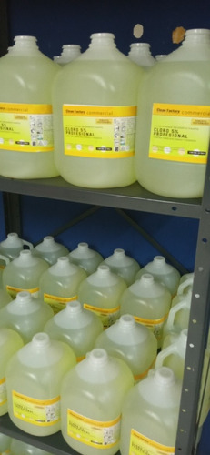 Imagen 4 de 8 de Galón Cloro 5% Limpieza Profesional En Baños, Cocinas