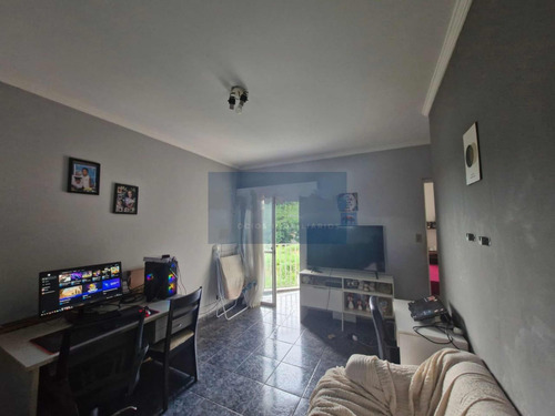 Apartamento 2 Dormitórios, 1 Banheiro Sala E Copa Acopladas
