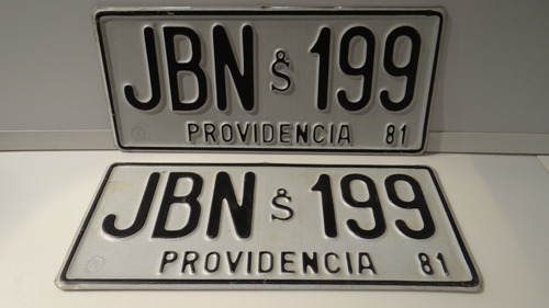  Placas Patentes Antiguas, Providencia 81