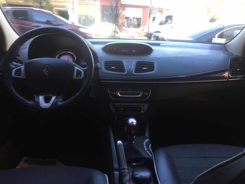 Imagen 5 de 8 de Renault Megane 3 Luxe 2.0 2013 Excelente