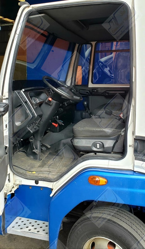 Imagem 9 de 12 de Ford Cargo 1119 - 2015 (baú Thermolander -20°)