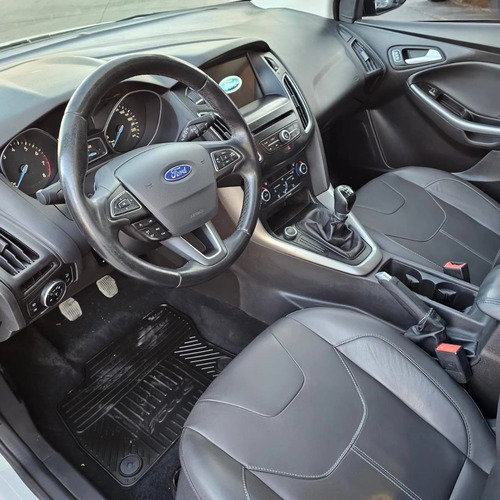 Ford Focus III 2.0 Se Plus Mt