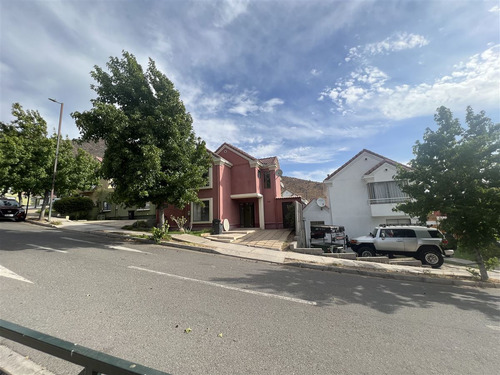 Casa En Venta De 4 D 3b, Jardin, Terraza Ciudad De Los Valle