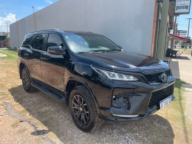 Toyota SW4 2.8 Tdi Gr-s 4x4 7as 6at