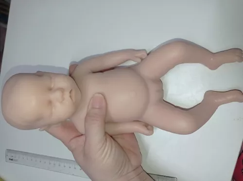 bebê reborn silicone sólido cru