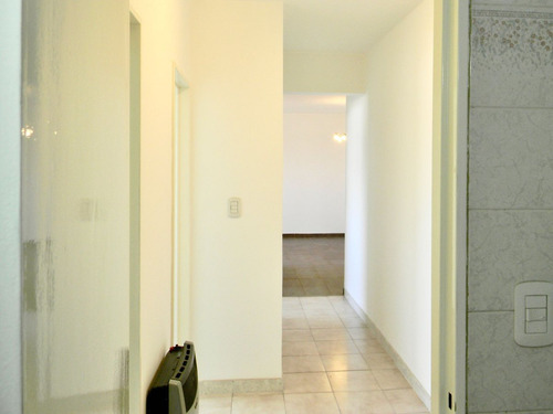 Villa Celina, Excelente 5 Ambientes A Nuevo.