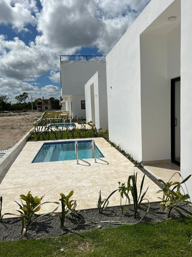 Proyecto De Villa En Punta Cana, Con Piscina Privda Opcional