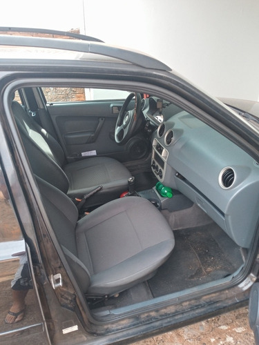 Volkswagen Parati 2011 1.6 Trend Total Flex 5p