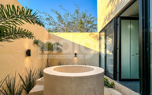 Casa En Venta En Mérida Modelo Nearoma En Privada Xcanatún