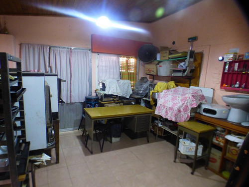Imagen 6 de 8 de Casa En La Plata Calle 31 Esq. 33 Dacal Bienes Raices