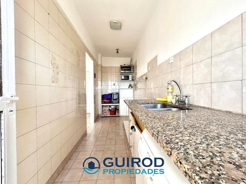 Venta Departamento 3 Ambientes Luminoso Con Bajas Expensas