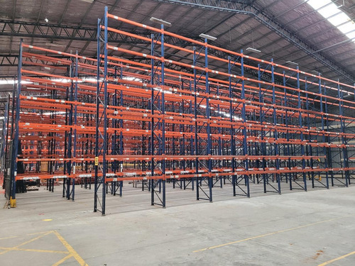 Nave Industrial En Alquiler De 12.353 M2 Cubiertos - Escobar Garin