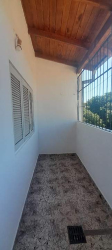 Departamento Céntrico Dos Dormitorios A La Venta