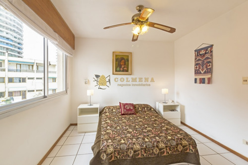 Apartamento En Venta A Pasos De La Playa - Ref: 4082