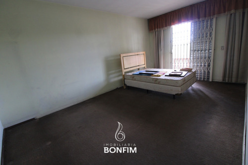 Imagem 16 de 26 de Sobrado Com 4 Dormitórios À Venda Com 200m² Por R$ 949.000,00 No Bairro Guabirotuba - Curitiba / Pr - Sob0168