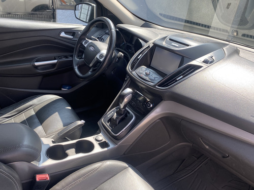 Ford Escape 2.5 Se Plus Piel At