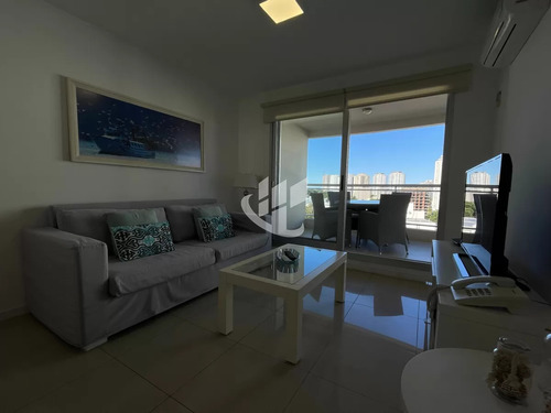 Apartamento En Venta, 2 Dormitorios, Aidy Grill, Punta Del Este