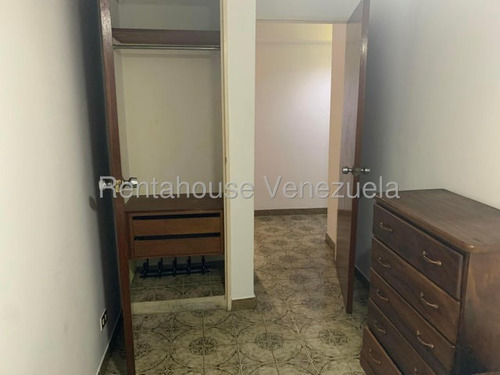 Practico Apartamento En Alquiler En Chacao